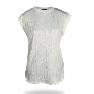 NWOT | White Wavy Ribbed Vertical Texture Sleeveless Shell Top | Medium